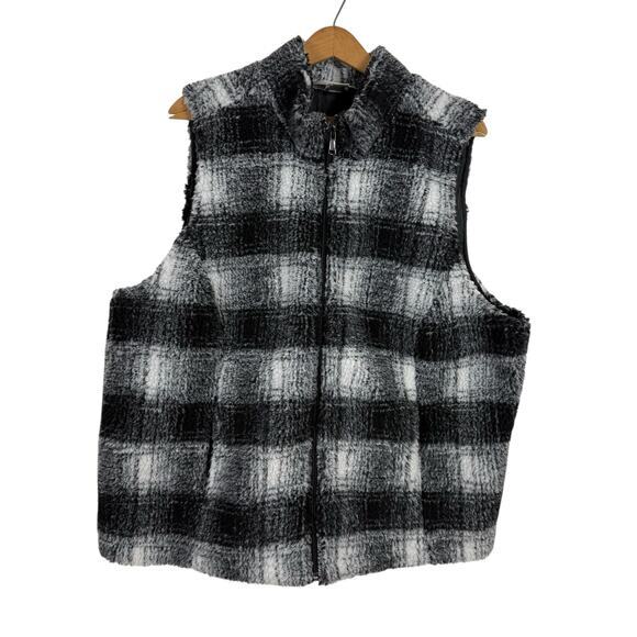 Christopher & Banks Jackets & Blazers - C.J.‎ Banks Women Fleece Plaid Vest Size 1X Full Zip Outdoors Preppy Warm Cozy